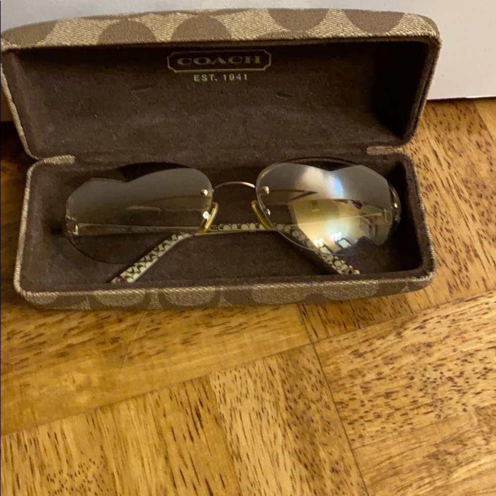 Authentic coach Caroline sunglasses